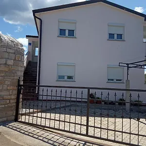 https://apartment-alina-umag.in-istria.net